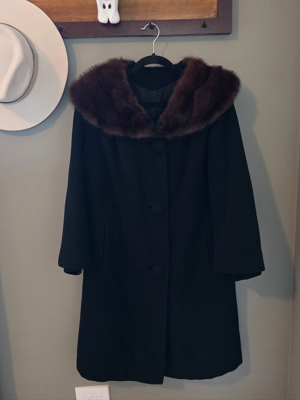 Caresse Northfield Vintage Wool Black Fur Winter Mid Century Modern
